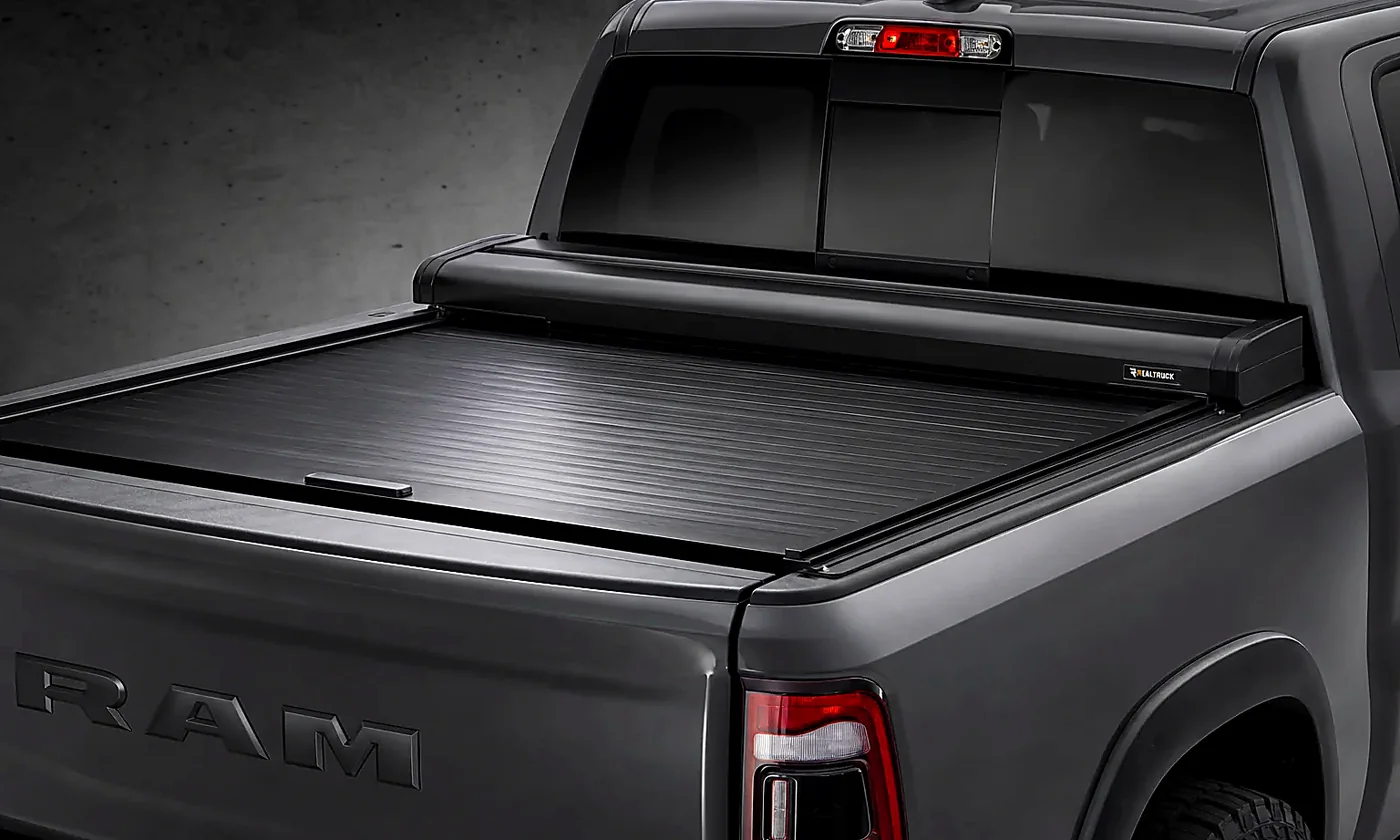 VW Amarok tonneau cover hero